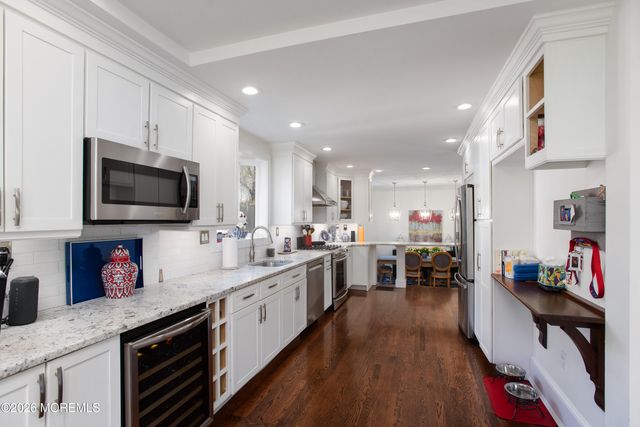 83 Lovett Avenue, Little Silver, NJ 07739