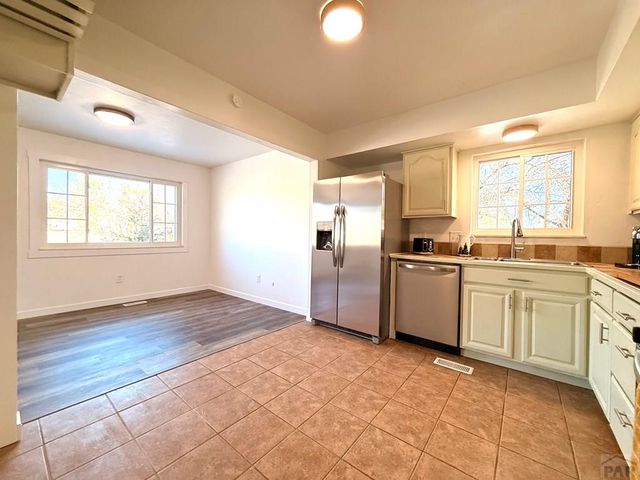 12 Briargate Terrace, Pueblo, CO 81001