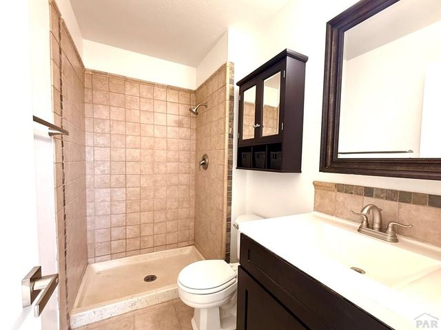 12 Briargate Terrace, Pueblo, CO 81001