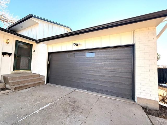 12 Briargate Terrace, Pueblo, CO 81001