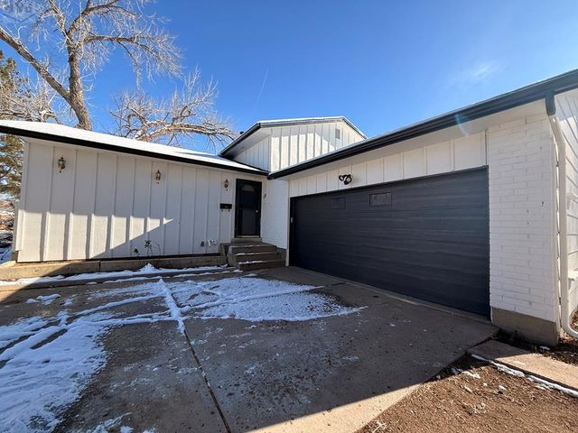 12 Briargate Terrace, Pueblo, CO 81001