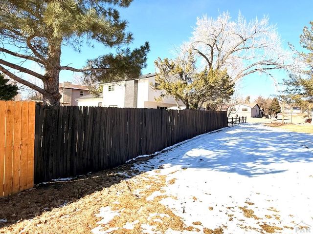 12 Briargate Terrace, Pueblo, CO 81001