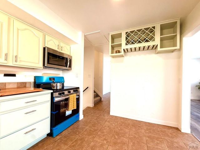 12 Briargate Terrace, Pueblo, CO 81001