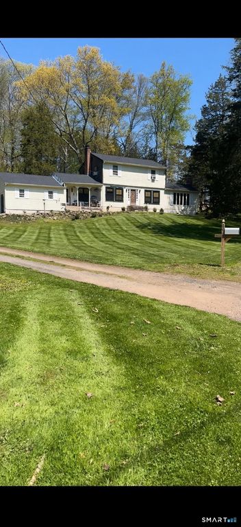 20 Alling Court West, North Branford, CT 06472