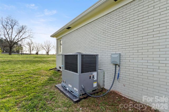 4432 E Highway 27 Highway, Iron Station, NC 28080