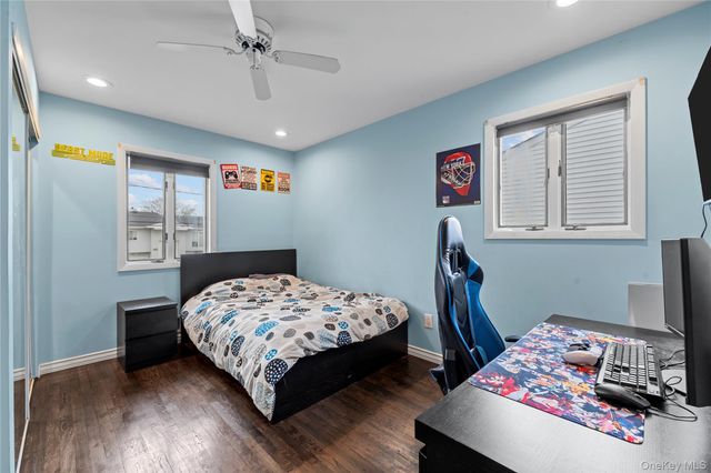 2812 Covered Bridge Road, Merrick, NY 11566