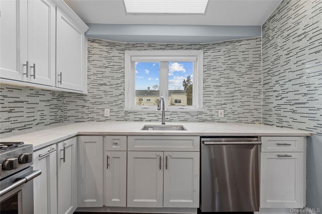 2812 Covered Bridge Road, Merrick, NY 11566