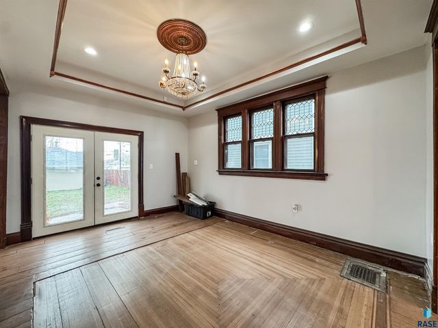 218 S Summit Ave Avenue, Sioux Falls, SD 57104