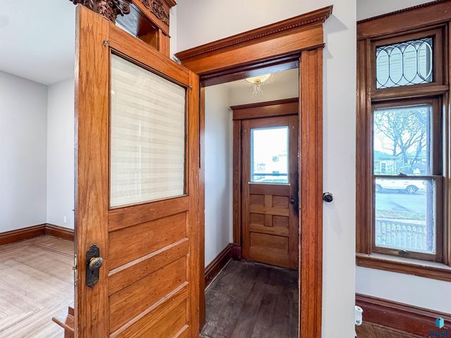 218 S Summit Ave Avenue, Sioux Falls, SD 57104