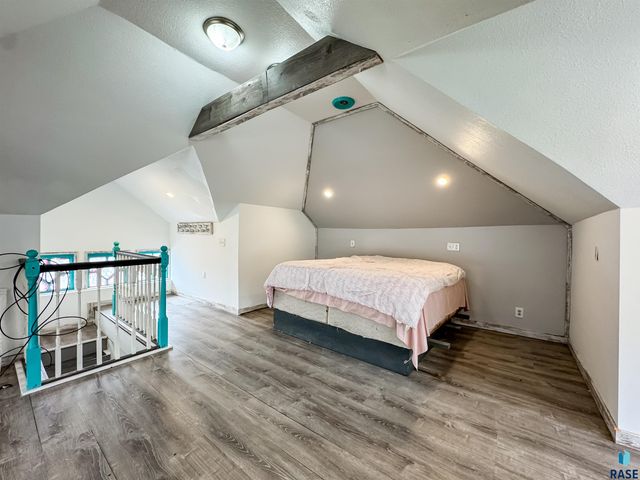 218 S Summit Ave Avenue, Sioux Falls, SD 57104