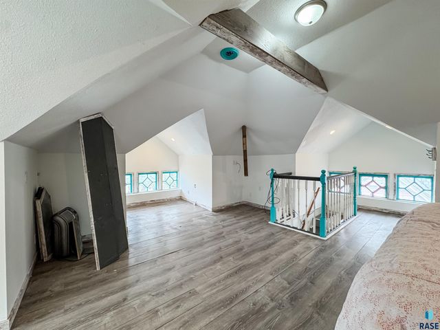 218 S Summit Ave Avenue, Sioux Falls, SD 57104