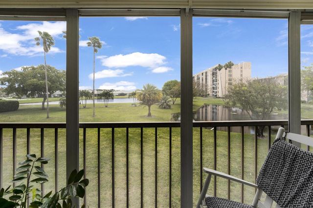 6936 Huntington Lane 204, Delray Beach, FL 33446