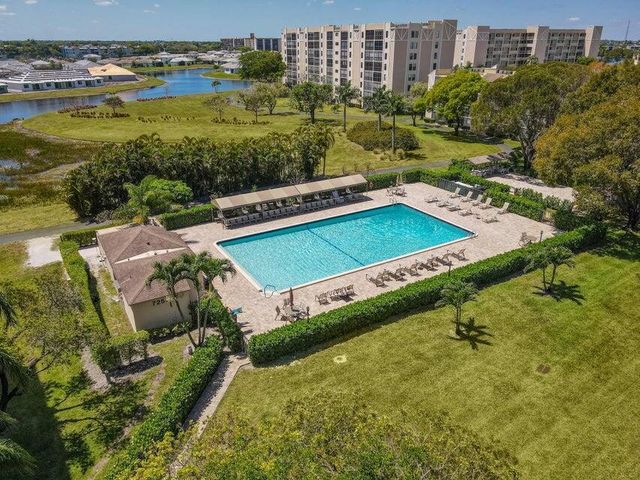 6936 Huntington Lane 204, Delray Beach, FL 33446