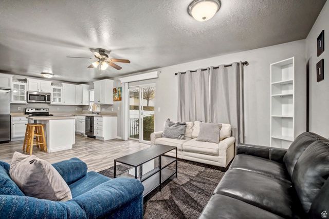 4169 N PILGRIMS CIR, Lehi, UT 84048