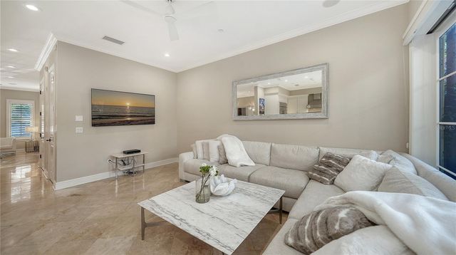 1513 OAK STREET 18, Sarasota, FL 34236