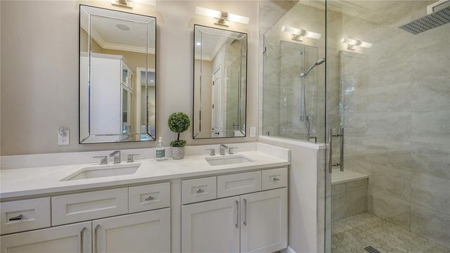 1513 OAK STREET 18, Sarasota, FL 34236