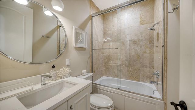 1513 OAK STREET 18, Sarasota, FL 34236