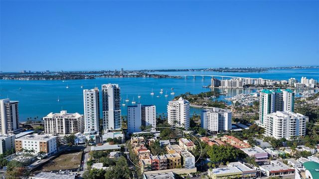 1513 OAK STREET 18, Sarasota, FL 34236
