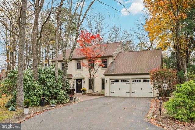 8 DARTMOUTH COURT, Marlton, NJ 08053