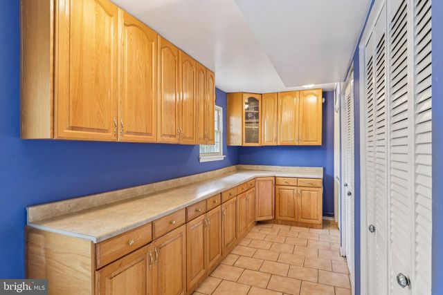 8 DARTMOUTH COURT, Marlton, NJ 08053