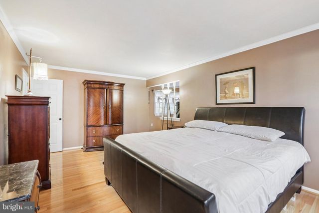 8 DARTMOUTH COURT, Marlton, NJ 08053