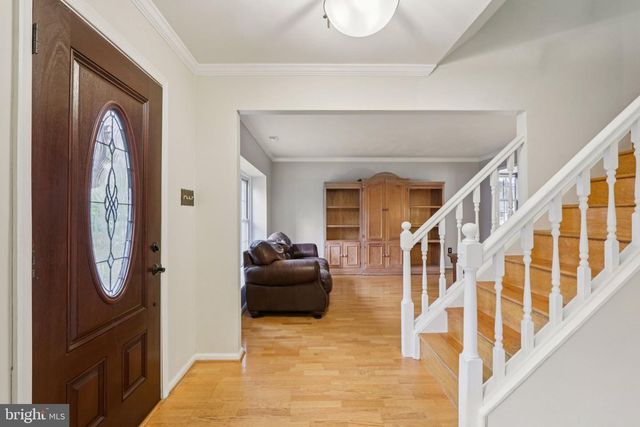 8 DARTMOUTH COURT, Marlton, NJ 08053