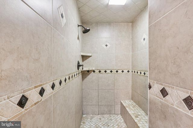 8 DARTMOUTH COURT, Marlton, NJ 08053