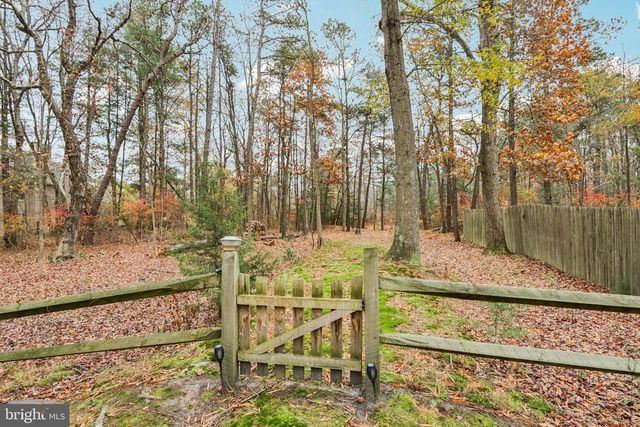 8 DARTMOUTH COURT, Marlton, NJ 08053