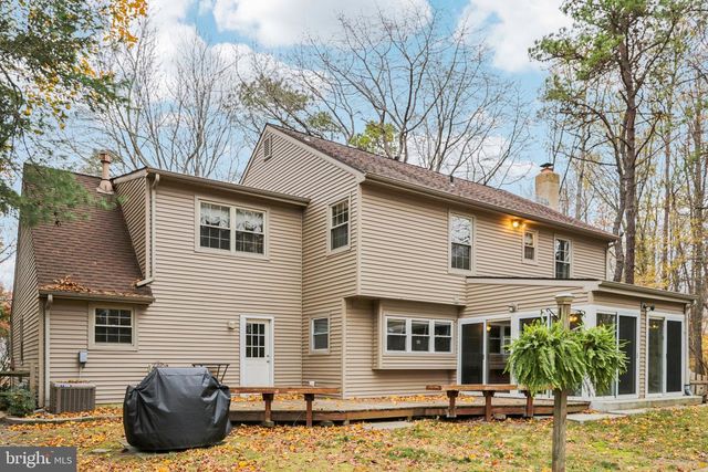 8 DARTMOUTH COURT, Marlton, NJ 08053