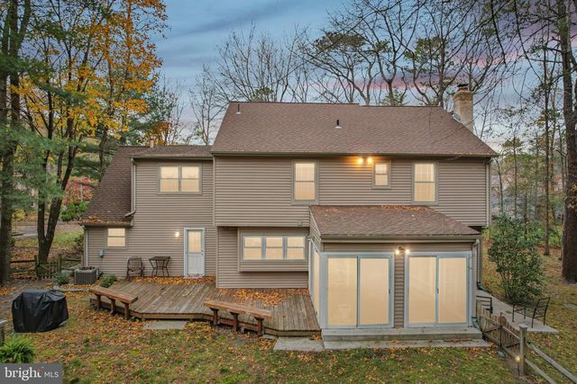 8 DARTMOUTH COURT, Marlton, NJ 08053