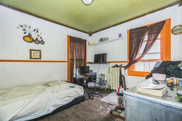 1720 W Mineral STREET, Milwaukee, WI 53204