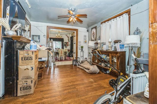 1720 W Mineral STREET, Milwaukee, WI 53204