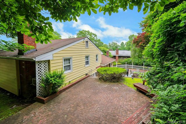 247 S Healy Avenue, Scarsdale, NY 10583