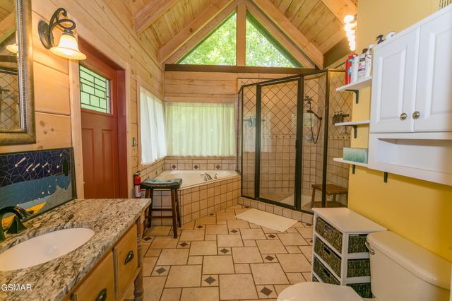 4482 Whetstone Road, Sevierville, TN 37862