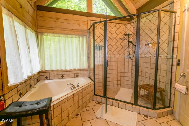 4482 Whetstone Road, Sevierville, TN 37862