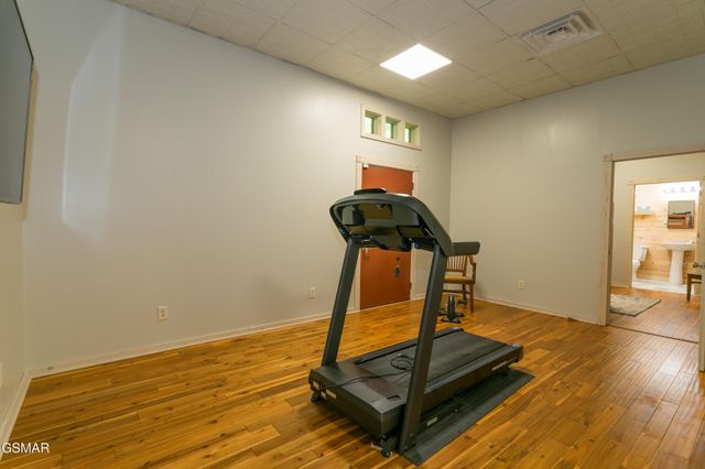4482 Whetstone Road, Sevierville, TN 37862