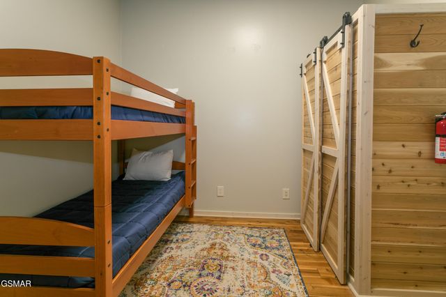 4482 Whetstone Road, Sevierville, TN 37862