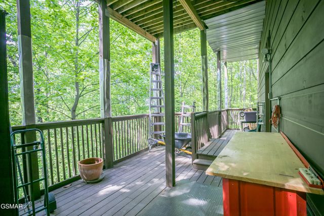 4482 Whetstone Road, Sevierville, TN 37862