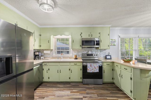 481 S Railroad Avenue, Beulaville, NC 28518