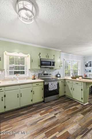 481 S Railroad Avenue, Beulaville, NC 28518