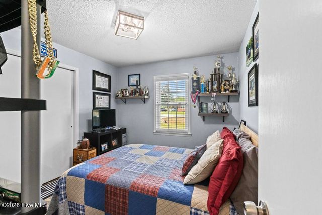 481 S Railroad Avenue, Beulaville, NC 28518