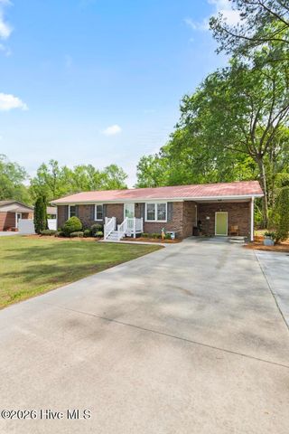 481 S Railroad Avenue, Beulaville, NC 28518