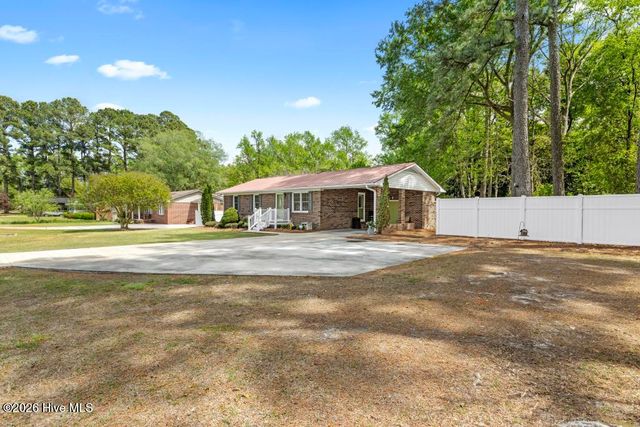 481 S Railroad Avenue, Beulaville, NC 28518