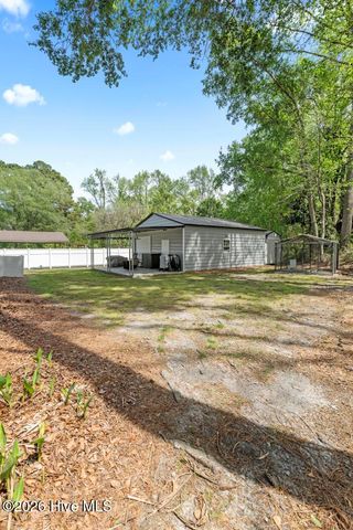 481 S Railroad Avenue, Beulaville, NC 28518