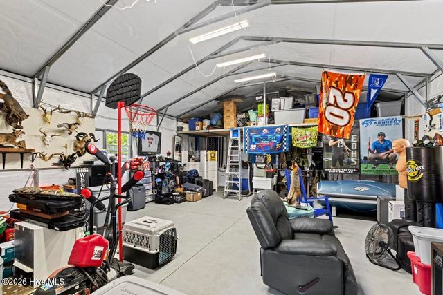 481 S Railroad Avenue, Beulaville, NC 28518