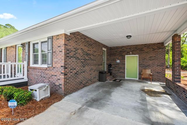 481 S Railroad Avenue, Beulaville, NC 28518