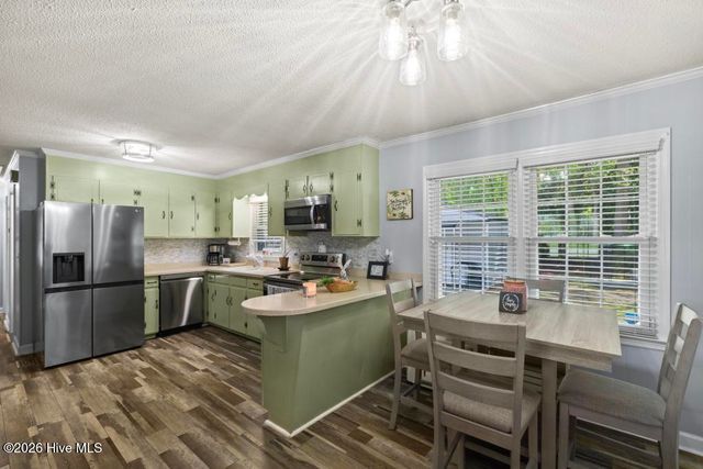 481 S Railroad Avenue, Beulaville, NC 28518