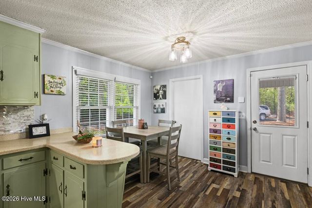 481 S Railroad Avenue, Beulaville, NC 28518