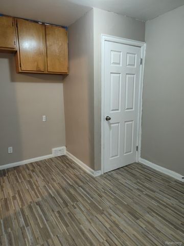 8573 Manor Street, Detroit, MI 48204