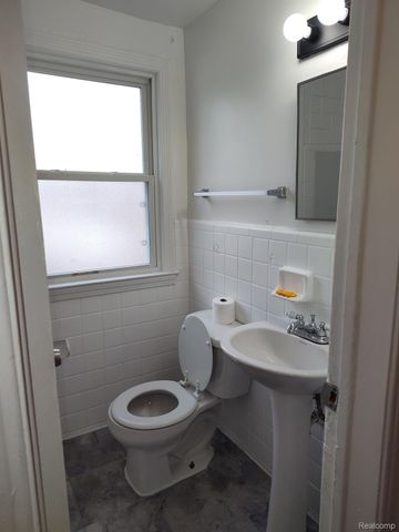 8573 Manor Street, Detroit, MI 48204